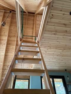 Warm Family Glamping Cabin with Kids Playground - 1