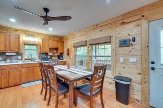 about 5 Mi to Scenic Hikes Oneida Cabin on 5 and Acres - 3