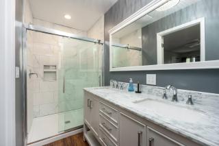Epic Indoor Pool w/slide & hot tub close to beach - 4