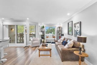 7104 Harbourside 1 - 1