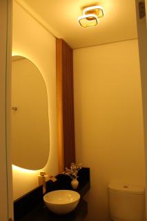 Apto 2 suítes lavabo próximo santinha - 0