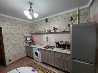 2 ком квартира в самом центре города - 9