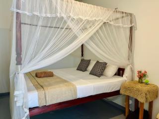 The Golden Sand Villa in Unawatuna - 2