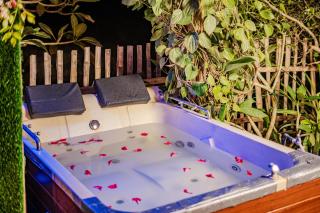 Breeze Over Paddy Field Cabana - 5