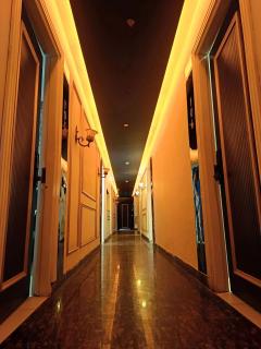 The Silk Route Hotel - 8