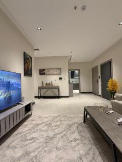 شقة بطابع فندقي ودفء منزلي ثلاث غرف وصاله - 0