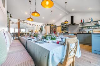 The Barn at Salcombe Farm, with Hot Tub and Free Parking - 9