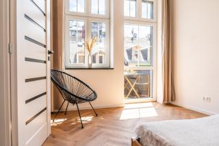 Vary Essence - Elegant Stay with Balcony - 8