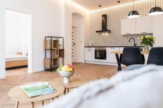 Vary Essence - Elegant Stay with Balcony - 0