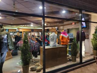 Dav's Slopeside King Studio -- Resort & Spa Everline - 9