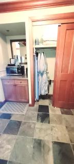 Dav's Slopeside King Studio -- Resort & Spa Everline - 5