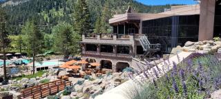 Dav's Slopeside King Studio -- Resort & Spa Everline - 4