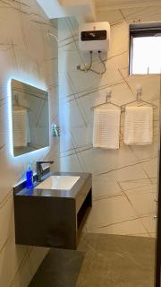 Luxurious apartment near all amenities and good views - 6