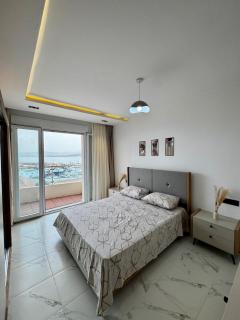 Logement luxueux, ascenseur, vue sur mer - 8