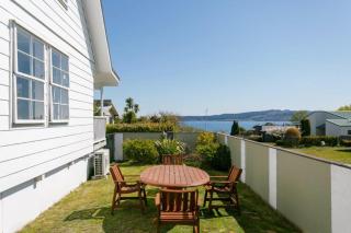 Lake view 3brm house with Spa- on Birch - 2