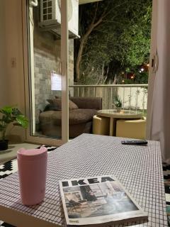 Modern apartment with garden - 8