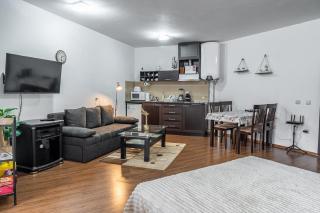 Royal Towers Mountain View - 8