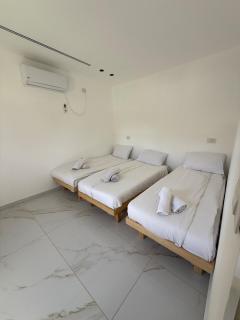 אחוזת תכשיט - 3