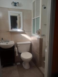 Espacio mas elegido acepta mascotas-Pileta con parrilla Wifi Ropa cama reposeras - 7