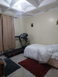 Yukis & Kukis Place 5 Bedrooms - 3