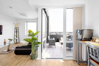 The London City ViewPoint Modern 2-Bed Stay In East London - 4