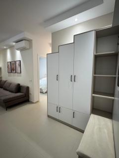 Golden Tower City Center Tirana Apartment - 7