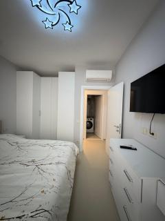 Golden Tower City Center Tirana Apartment - 5