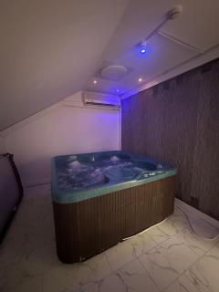 B&M Studio self-check in - 8