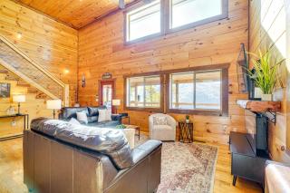 2 Mi to Downtown Gatlinburg Cabin with Game Room! - 3