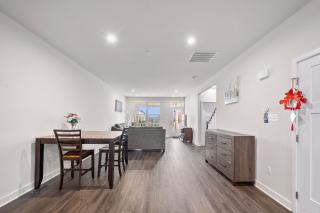 Private Room In A Modern Home - 2