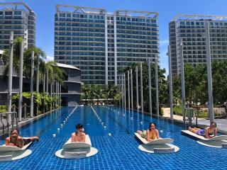 Azure Luxe Suites in Azure Bicutan Near NAIA and MOA - 8