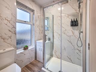 Shrubberies Suite - 8