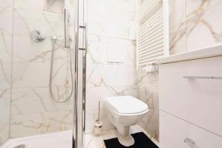 Premium-Studio Hernals - 1