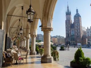 Apartment in the Heart of Krakow - Between the Old Town and Kazimierz District - 2