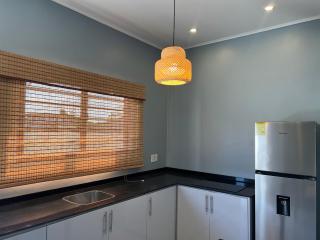 ELY's Modern Apartments - 5