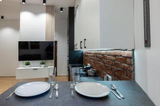 Boutique Glass Apartment by Fengshui4u - 1