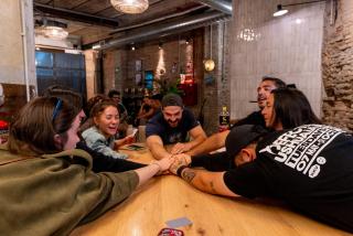 Black Swan Hostel Granada - 7