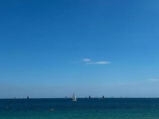 Beachfront Family Oasis - 2BR for 4 - 4