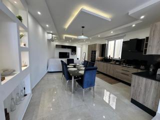 Panoramic Penthouse Stay Front & Back Terraces - 9