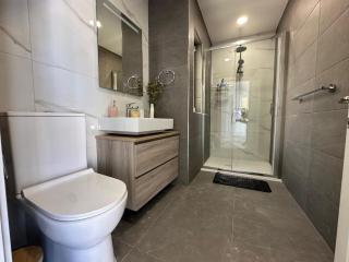 Panoramic Penthouse Stay Front & Back Terraces - 4