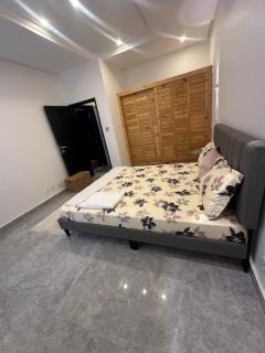 Chambre climatisée ou ventilée à Dakar - 7