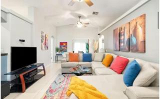 Hidden gem in La Quinta Cove by old town with saltwater pool and spa - 0