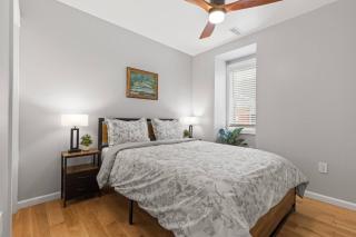 Brand New Row House, Walk to PPG Arena, Duquesne U and Mercy Hospital, Spa-like Bathrooms, Free Parkng - 1