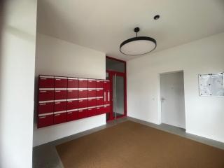 Modern Living, Luxe Studio Zurich - 6