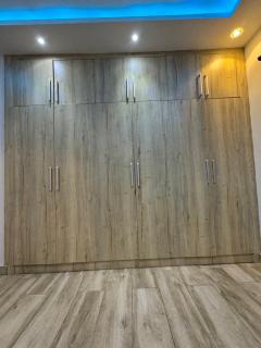 Yussals Luxury Apartment - 4
