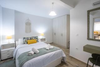 Piraiki Coastal Accommodation - 0