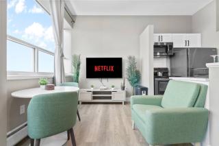 1BR • City View • Huntington • King Bed • 2 TVs - 5