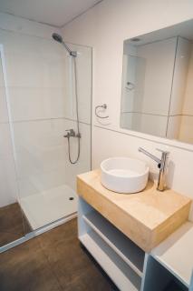 Check and Home - Casino - 4 Huéspedes a Estrenar con Vista a la Plaza Colón y al Mar - 4