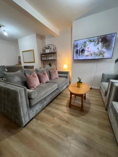 Liverpool Rose House Stylish 3 Bed Near Anfield and Goodison Park - 9