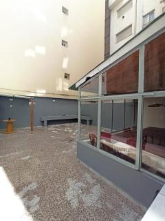 Check and Home - Mitre - 5 Huéspedes con Balcón a la Calle, Patio y Parrilla - 7